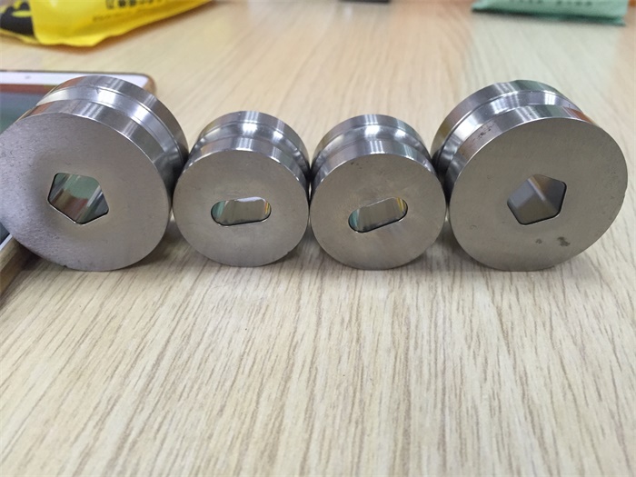 精密模具行业